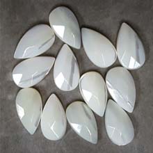 10X18MM FACETED PEAR CABOCHON MOP WHITE(8PCS/BAG)